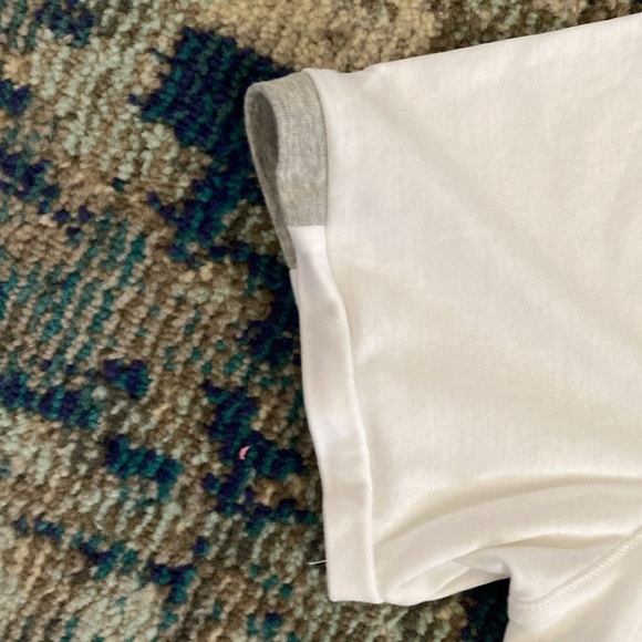 Stunning NWOT bright white T - Picture 2 of 4